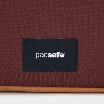 Pacsafe Go Anti-Diebstahl-Tasche für die Stadt - kastanienbraun