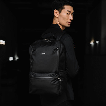 Anti-theft urban backpack Pacsafe Metrosafe X 20l - black